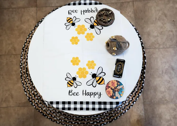 To Bee Or Not To Bee! Апартаменты