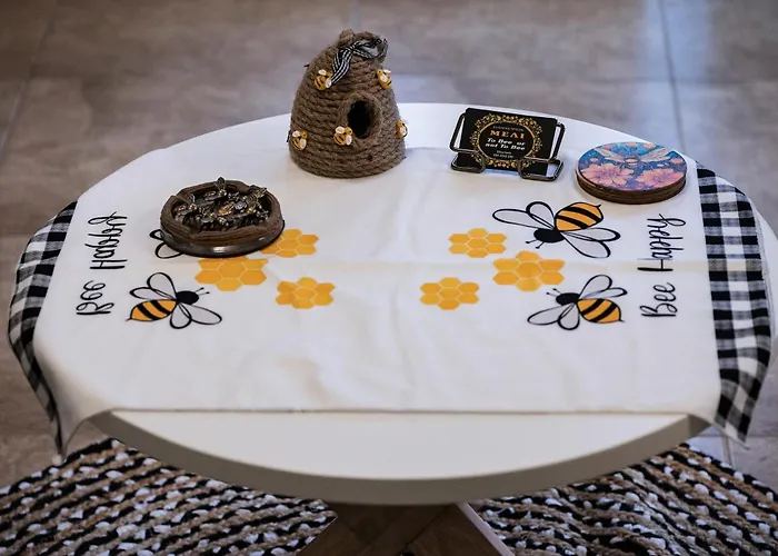 To Bee Or Not To Bee! Апартаменты *