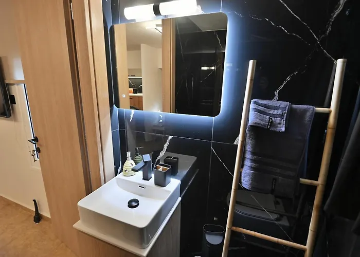 To Bee Or Not To Bee! *