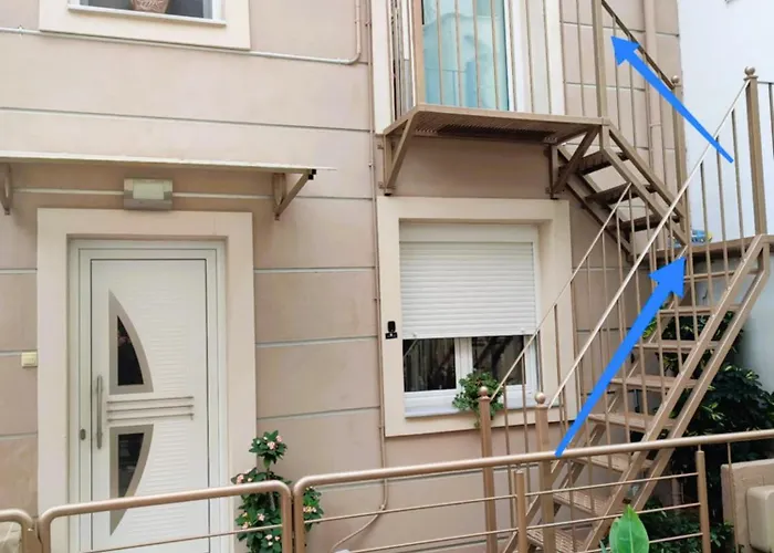 To Bee Or Not To Bee! Апартаменты *